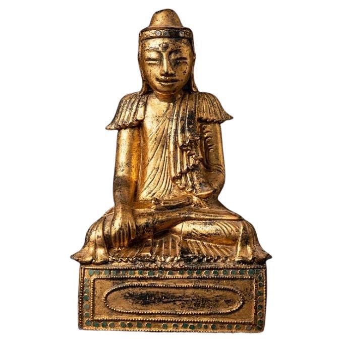 Antiker burmesischer Shan-Buddha aus Holz aus Burma im Angebot