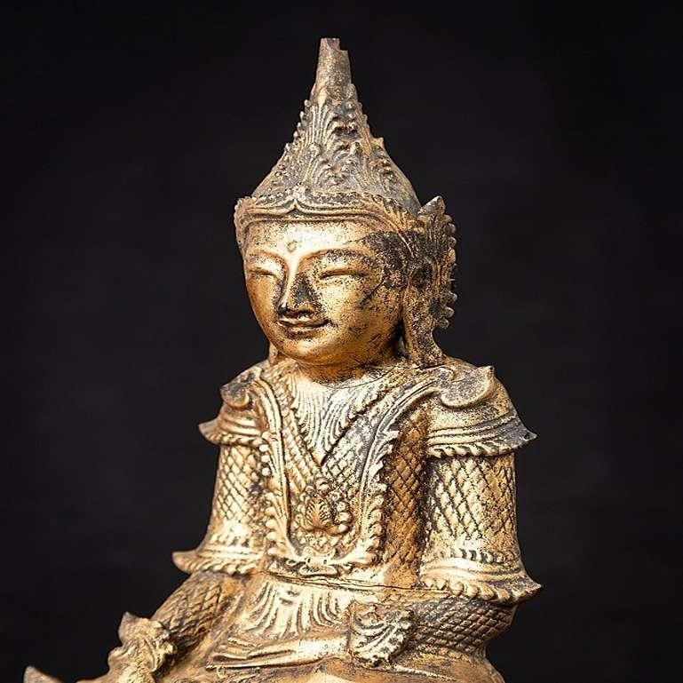 Antique Wooden Burmese Shan Buddha Statue from Burma For Sale 7
