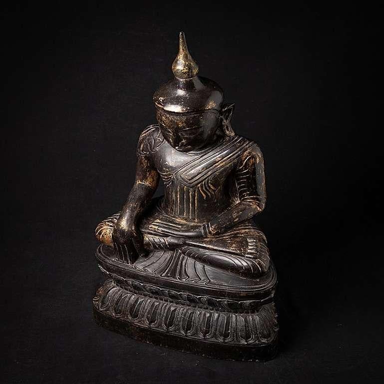 Antique wooden Burmese Shan Buddha statue from Burma For Sale 8