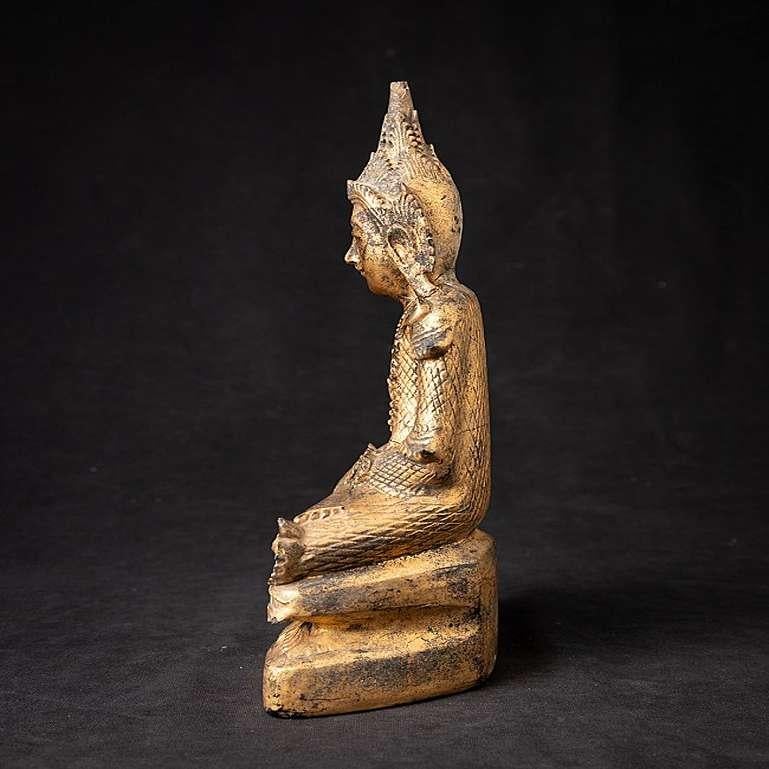 Antique Wooden Burmese Shan Buddha Statue from Burma In Good Condition For Sale In DEVENTER, NL