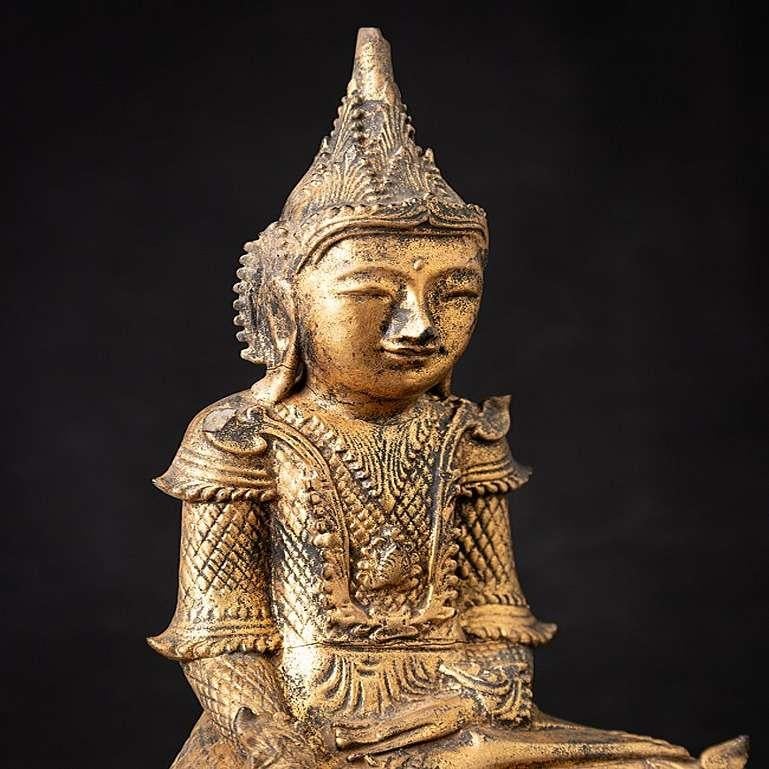 Antique Wooden Burmese Shan Buddha Statue from Burma For Sale 3