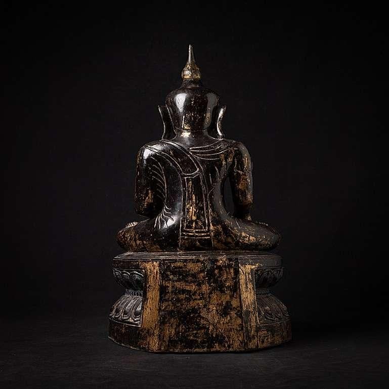 Antique wooden Burmese Shan Buddha statue from Burma For Sale 3