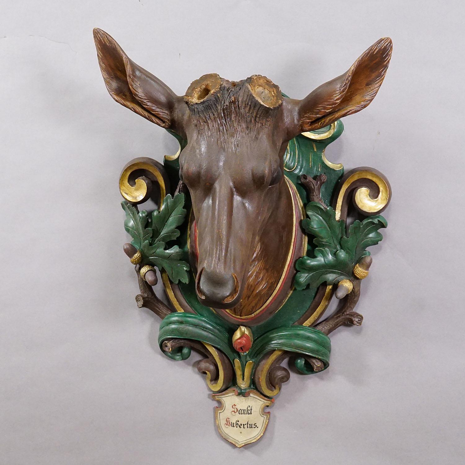 Antiquités en bois sculpté Black Forest Tête de cerf Hubertus avec trophée 14 pointes 3