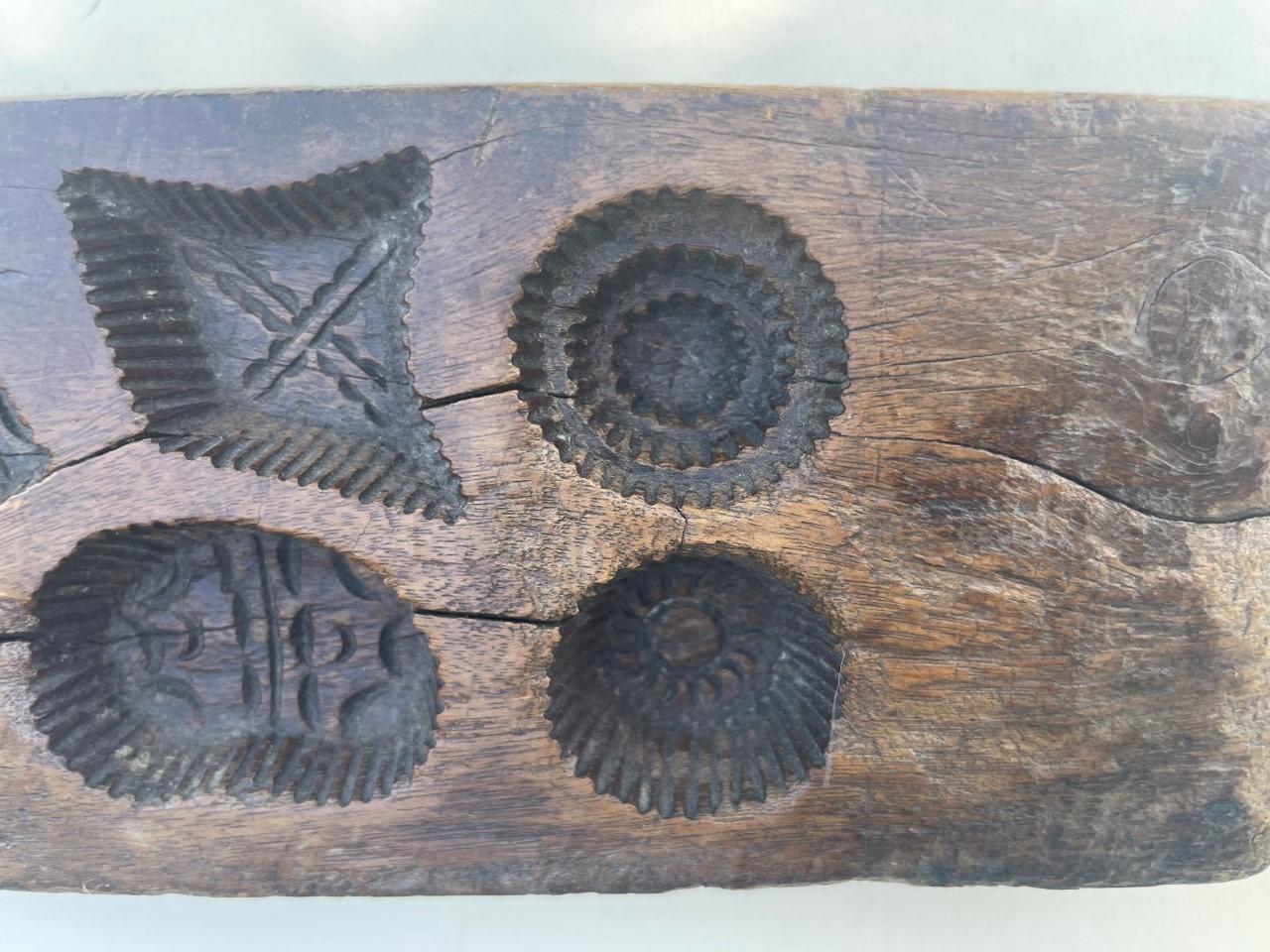Folk Art Antique Wooden Carved Maple Sugar Mold 18th Century