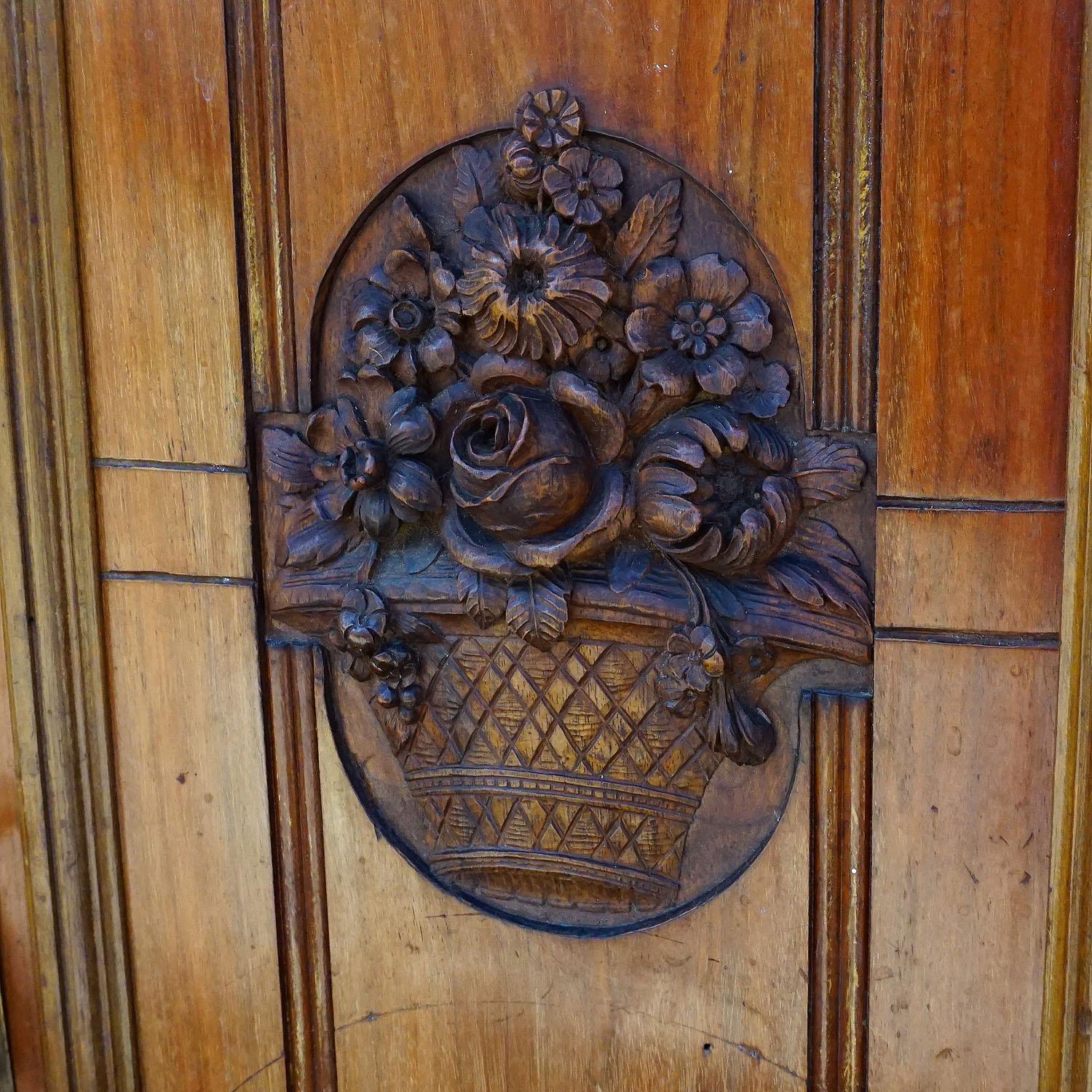 Antique Wooden Carved Cupboard with Several Carvings For Sale 2
