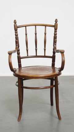 Antique Wooden Chair by Mundus for Thonet, Hand-Crafted, 20th Century