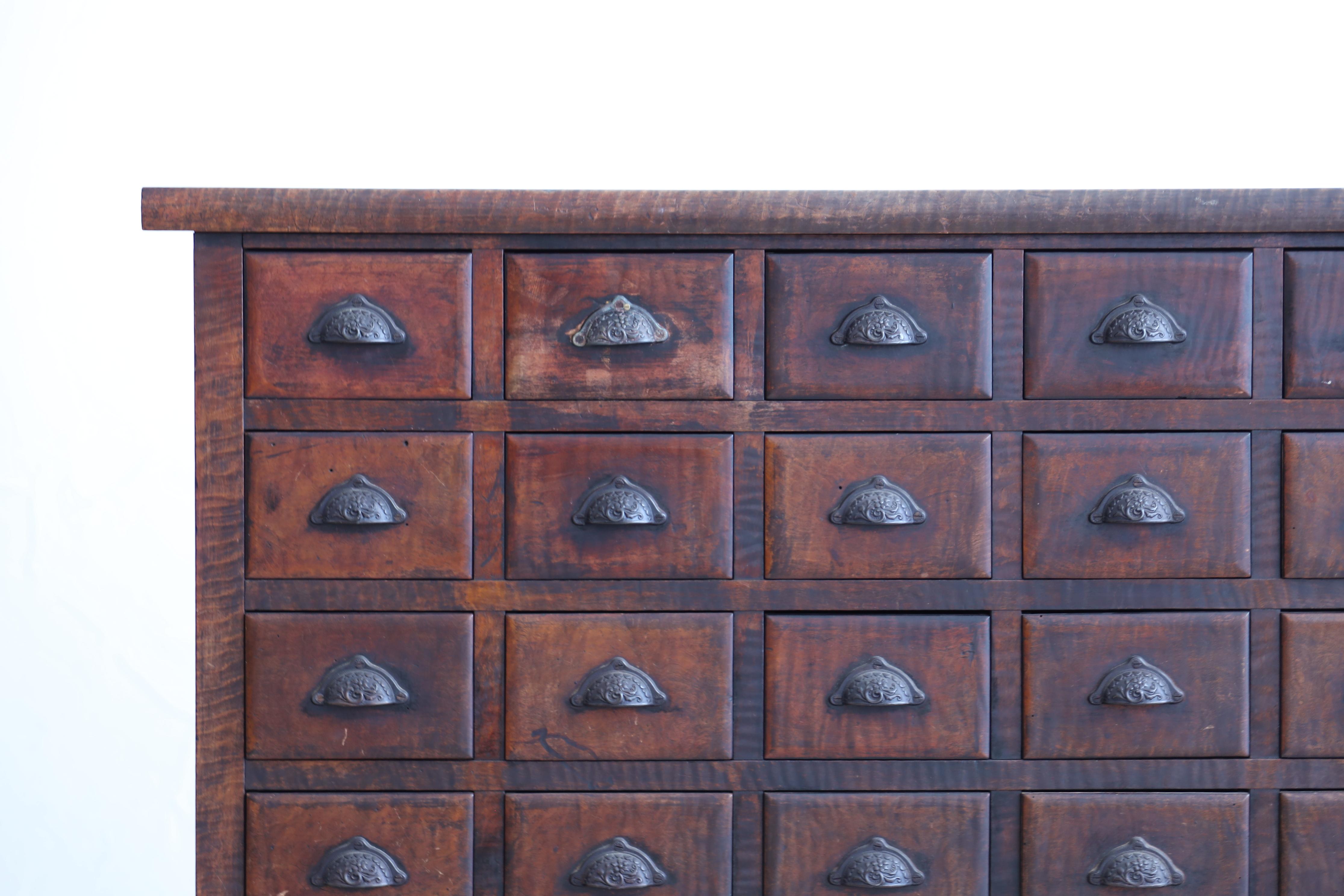 Taisho Antique Wooden Chest , Wabi Sabi, Japandi For Sale