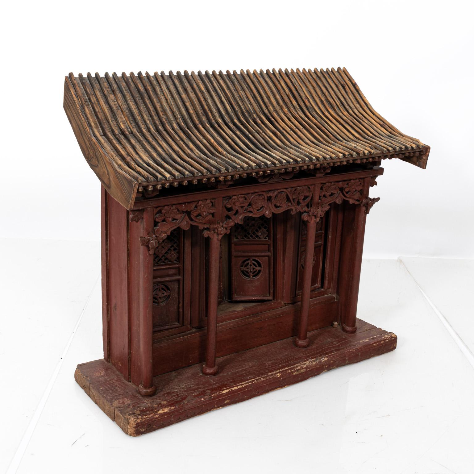 Antiker chinesischer Tempel aus Holz im Angebot 3