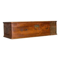 Antique Wooden Cigar Box, Hoyo De Monterrey, Havana, Habana, Humidor, circa 1920