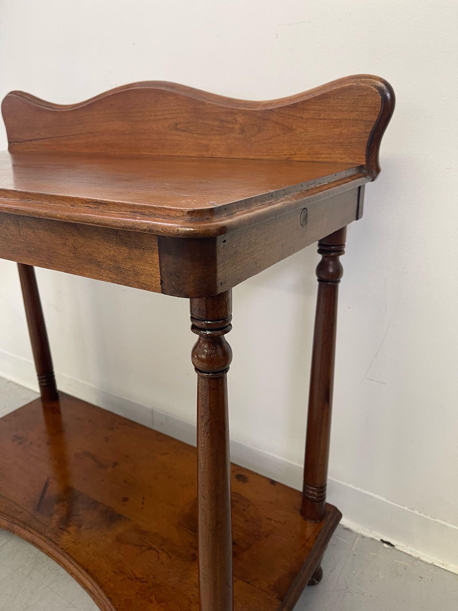 Antique Wooden Console Side Table With Turned Legs. In Excellent Condition For Sale In Seattle, WA