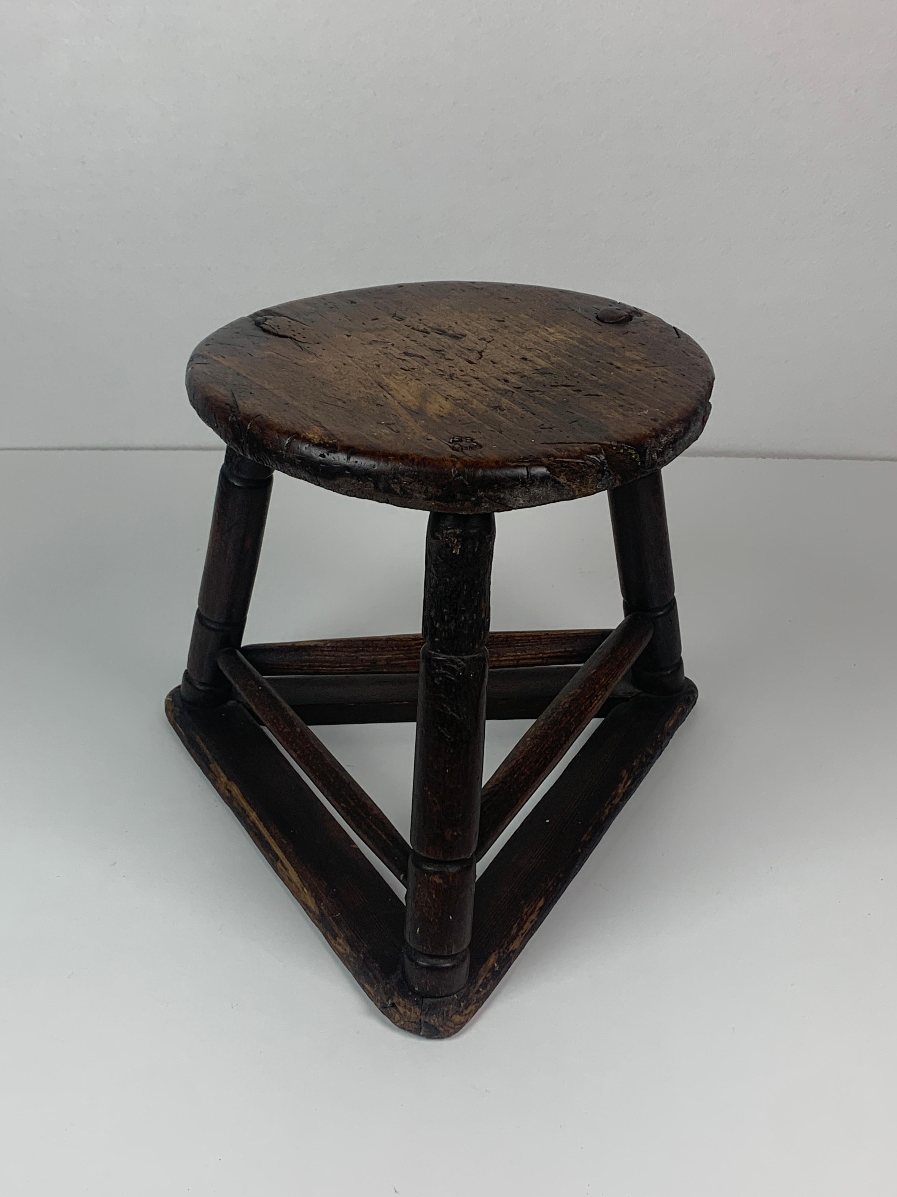 Antique wooden cutlers jewelers workers tripod stool, ca 1900 For Sale 7