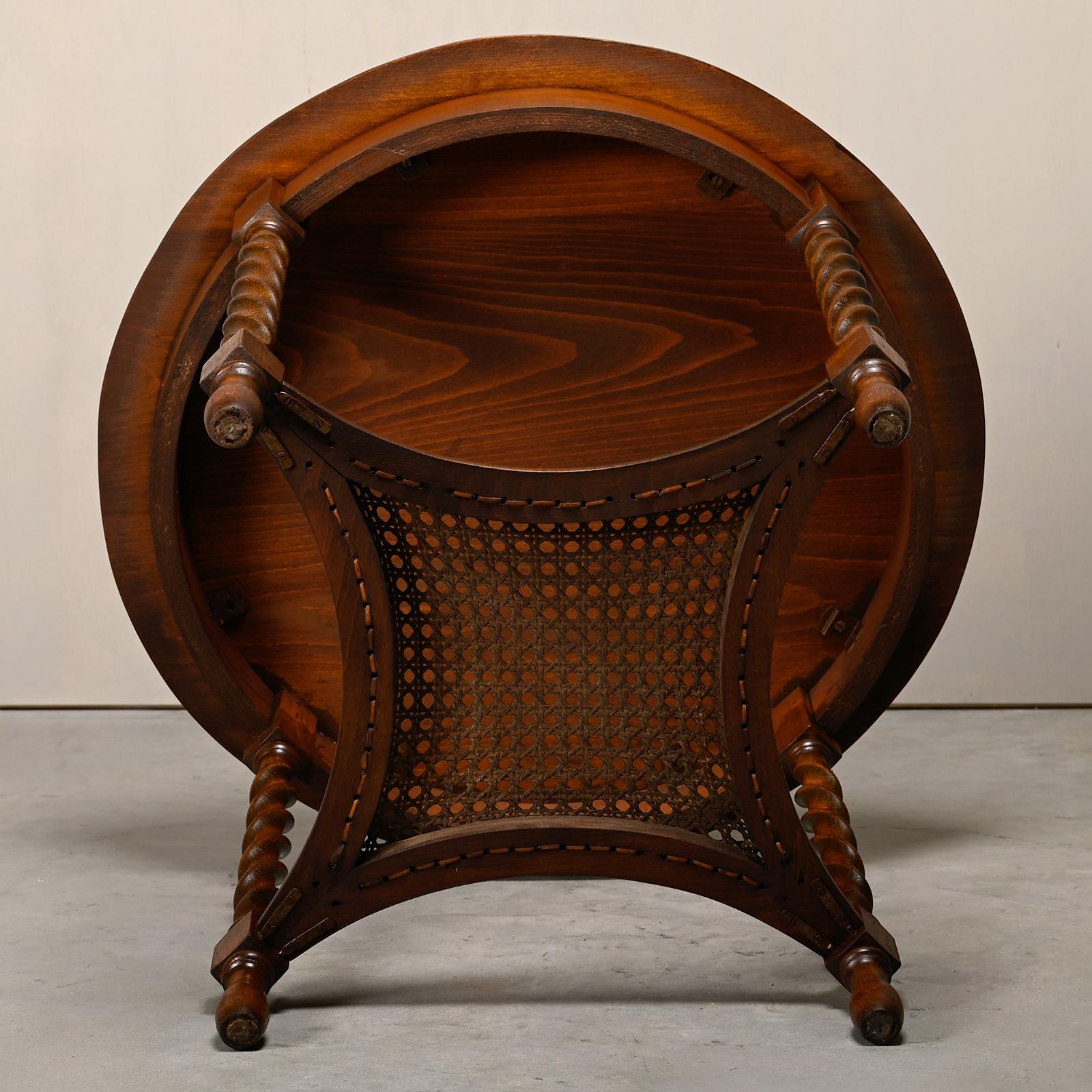 Antique wooden English Side Table with Straw and Turned Bobbin Legs, 19th C. 7