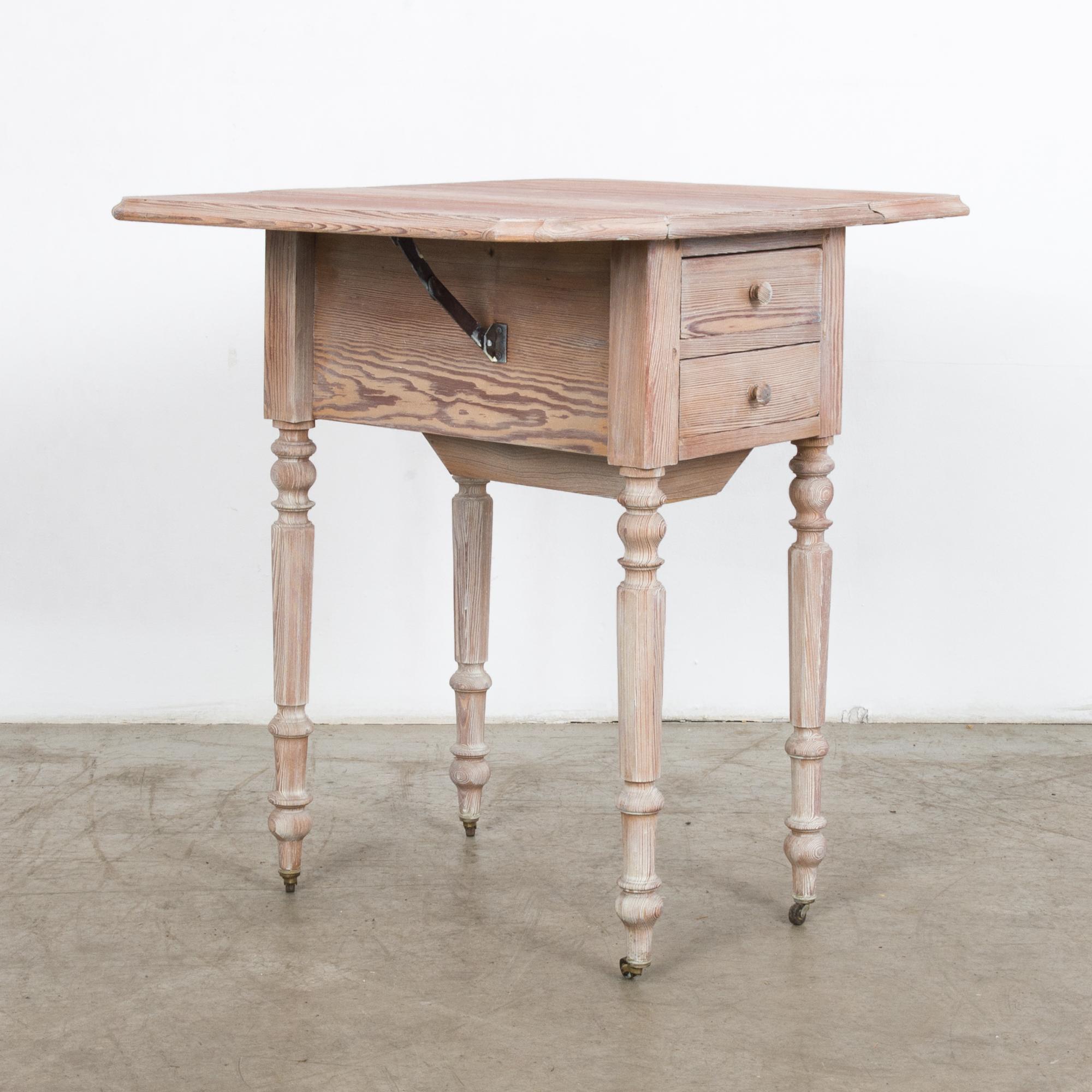 folding table with wheels
