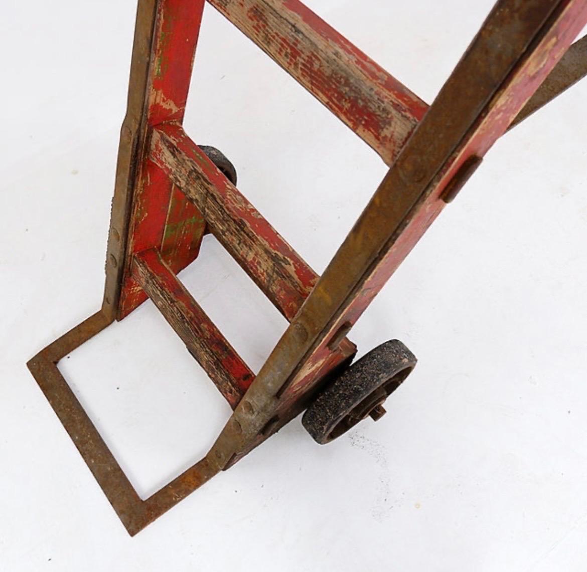 Antiker Holzhandwagen aus Holz im Zustand „Gut“ im Angebot in Linkebeek, BE