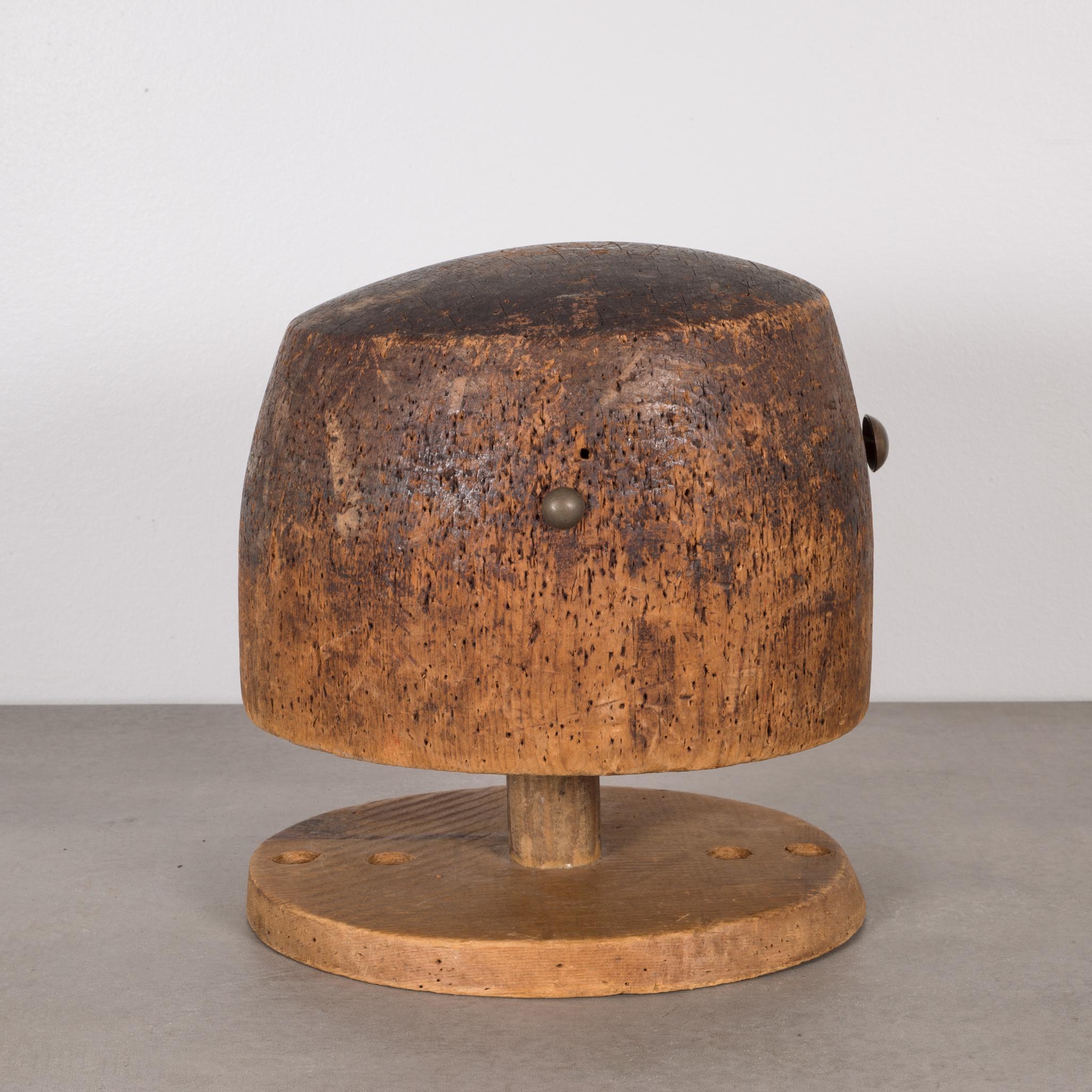 Antique Wooden Hat Mold, circa 1860-1920 In Good Condition In San Francisco, CA