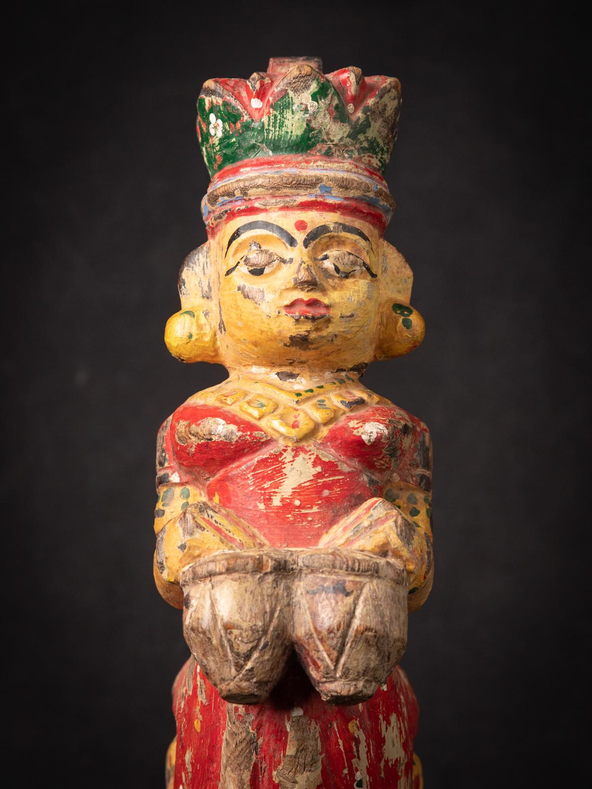 Statue ancienne de temple indien en bois de l'Inde - OriginalBuddhas en vente 4