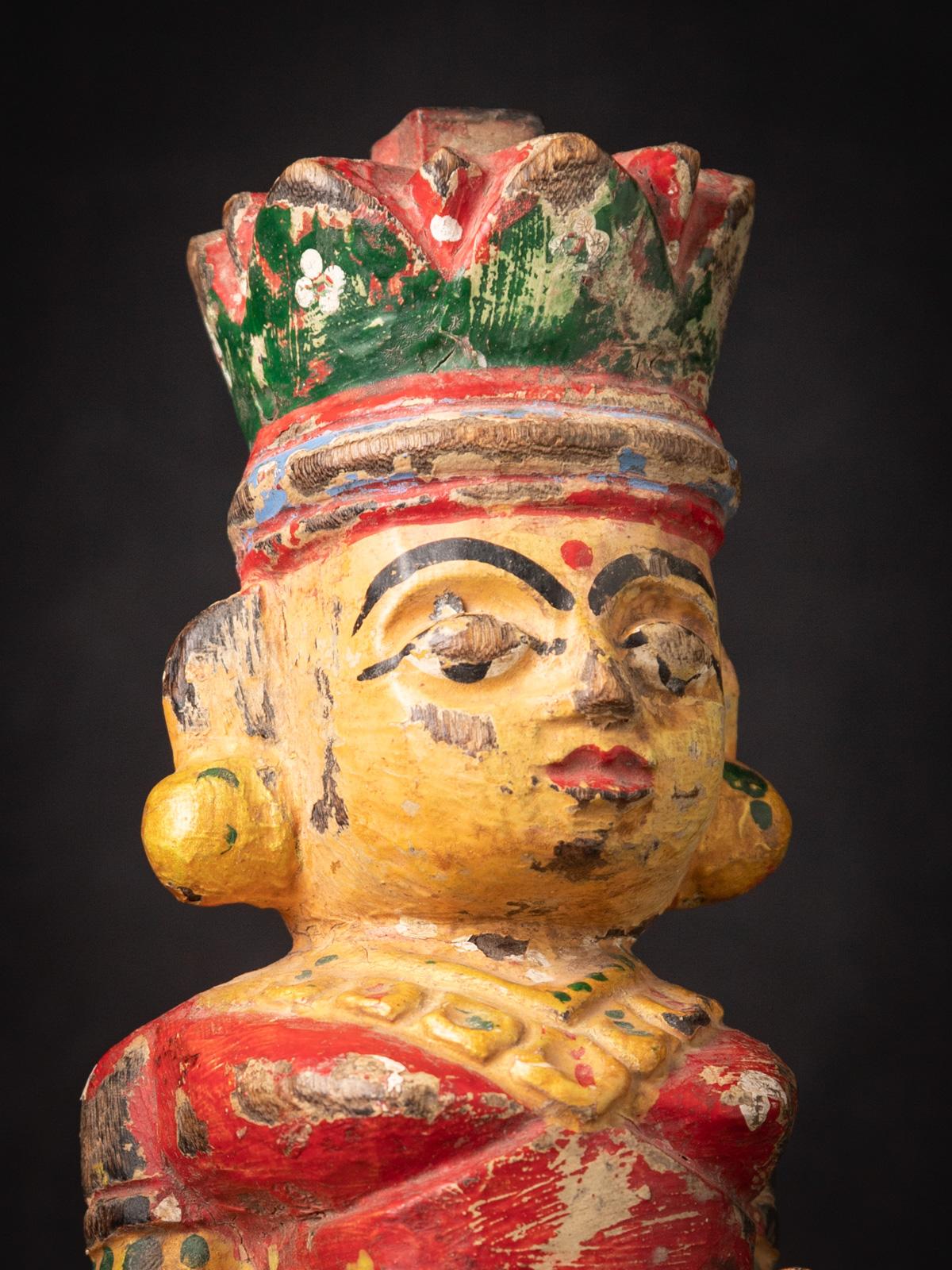 Statue ancienne de temple indien en bois de l'Inde - OriginalBuddhas en vente 5