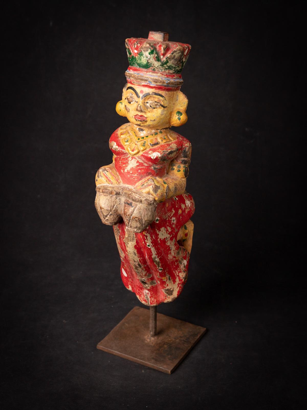 Bois Statue ancienne de temple indien en bois de l'Inde - OriginalBuddhas en vente