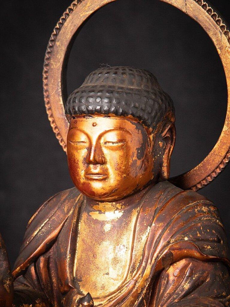 Antiker japanischer Buddha aus Holz aus Japan im Angebot 1
