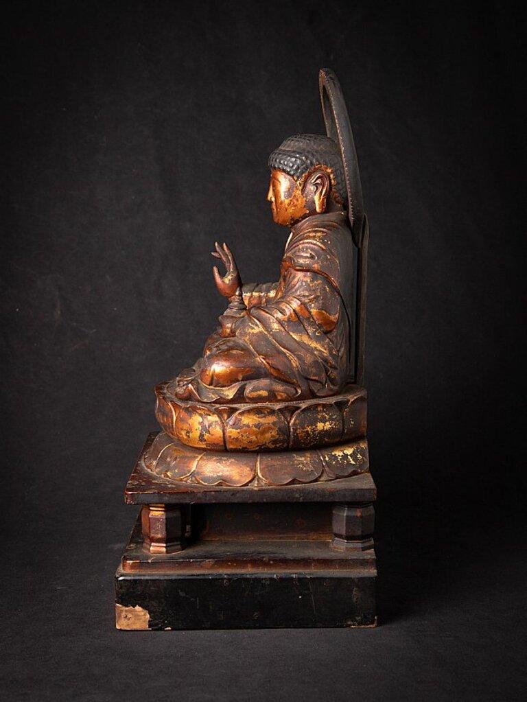 Bouddha japonais ancien en bois du Japon en vente 1