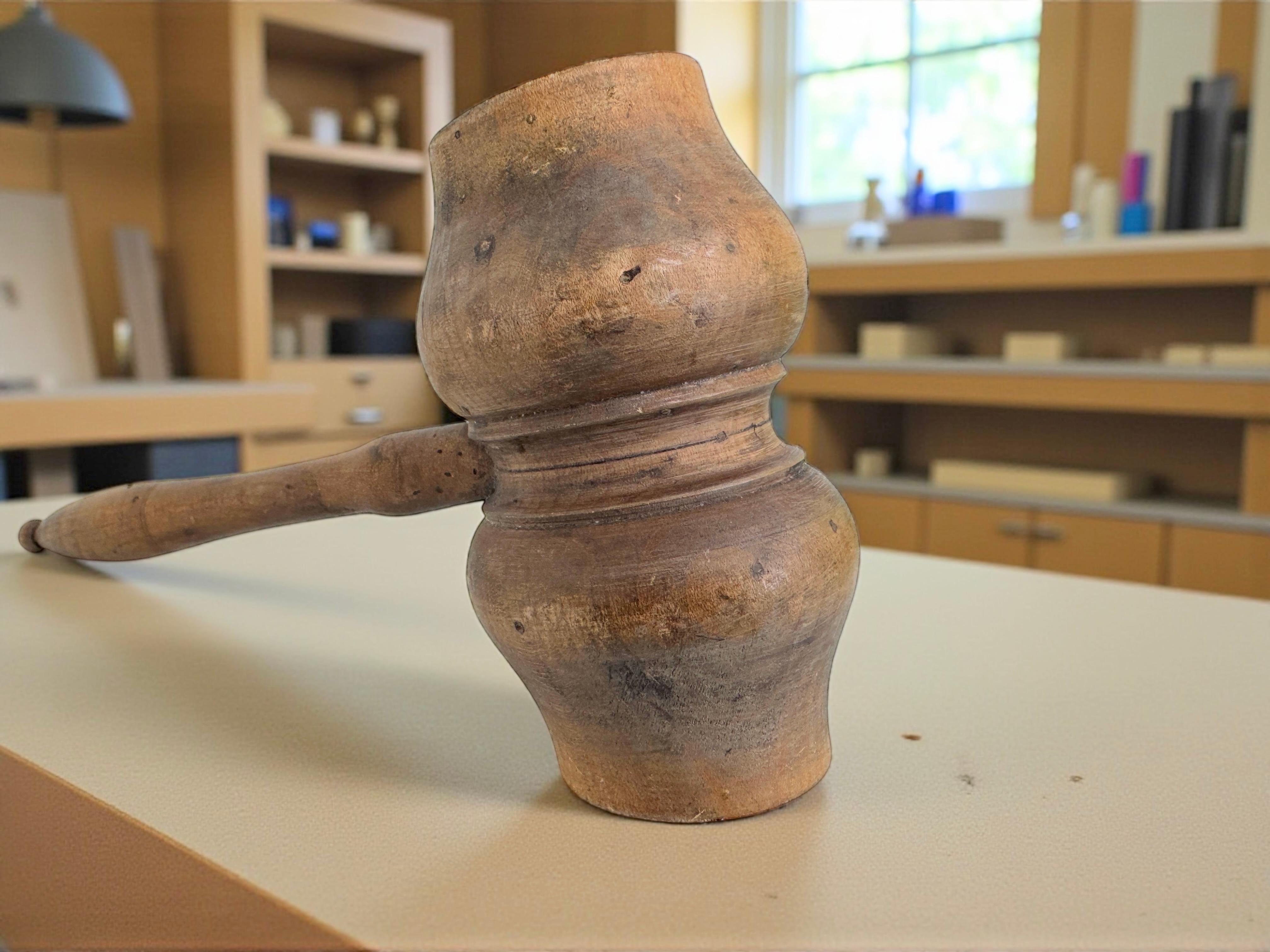 Ancien maillet en bois Outil de sculpteur ou de commissaire-priseur, Vienne, Autriche, années 1900 en vente 6