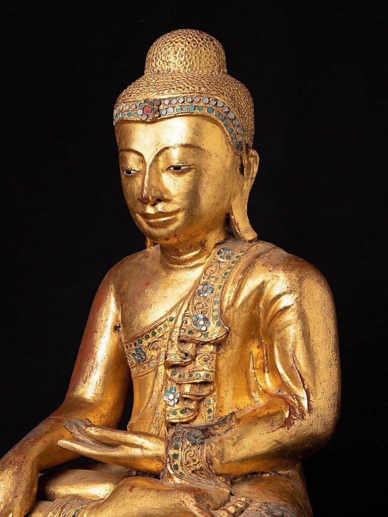 Antique wooden Mandalay Buddha from Burma For Sale 5