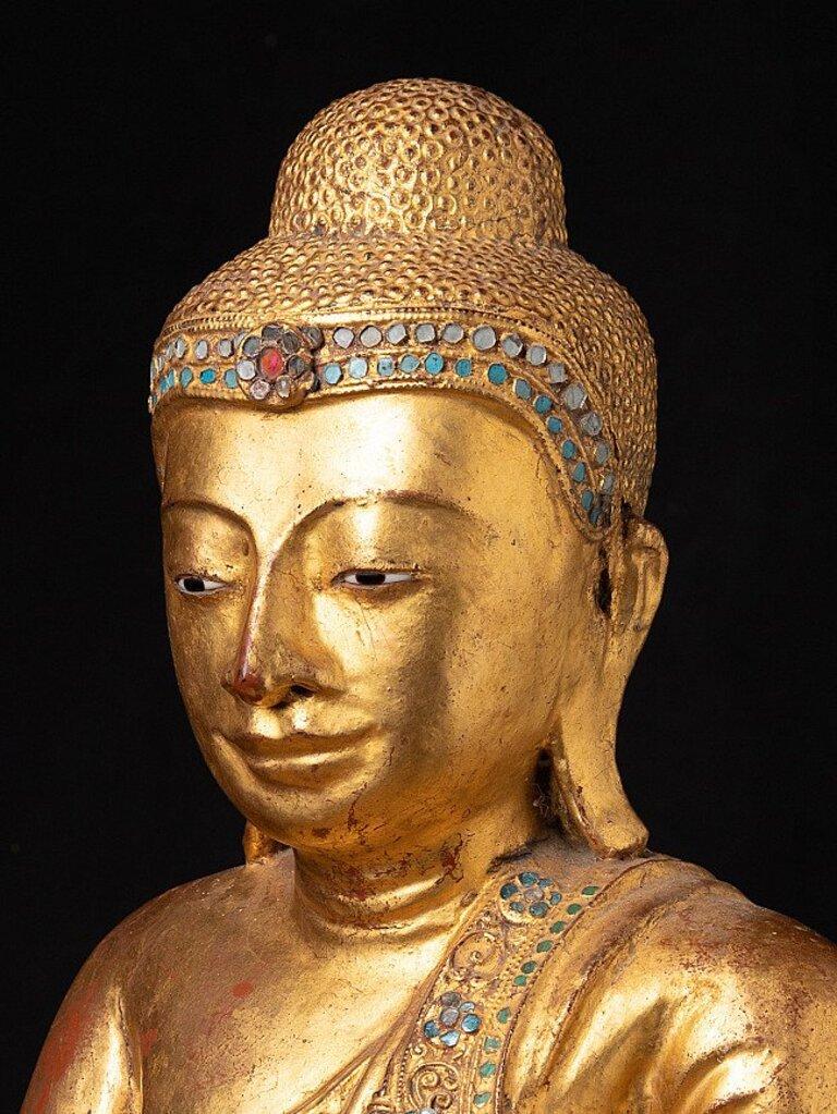 Antique wooden Mandalay Buddha from Burma For Sale 6