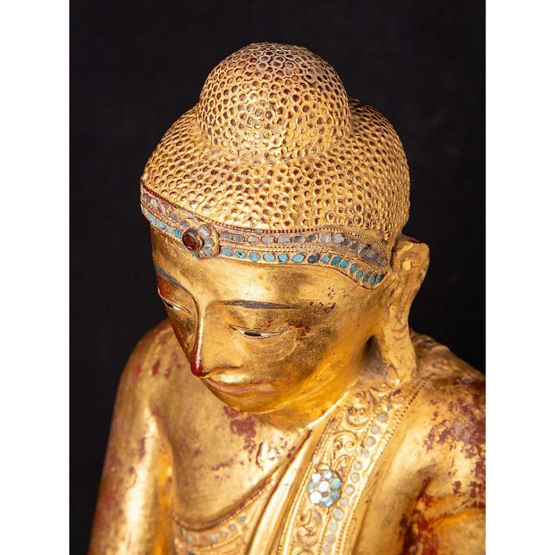 Antiker Mandalay-Buddha aus Holz aus Burma im Angebot 9