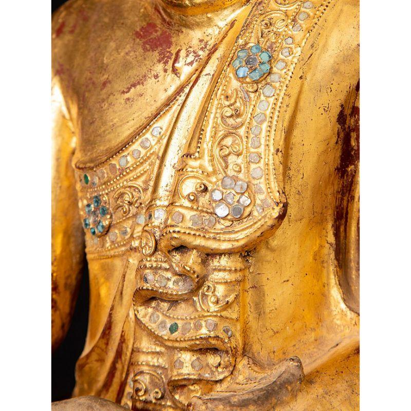 Antiker Mandalay-Buddha aus Holz aus Burma im Angebot 11