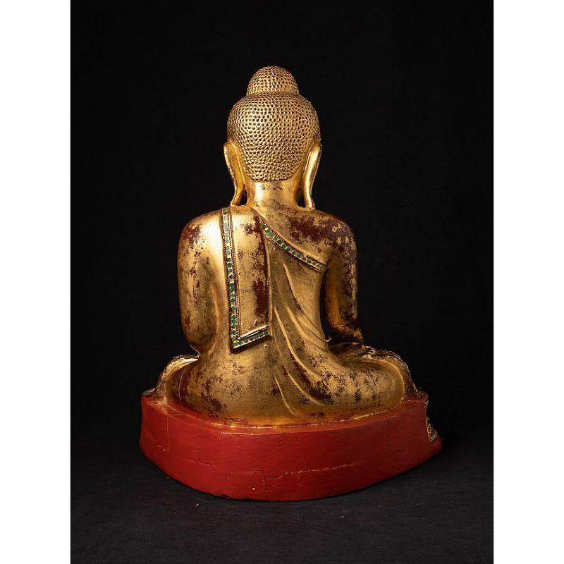 Antique Wooden Mandalay Buddha from Burma In Good Condition For Sale In DEVENTER, NL