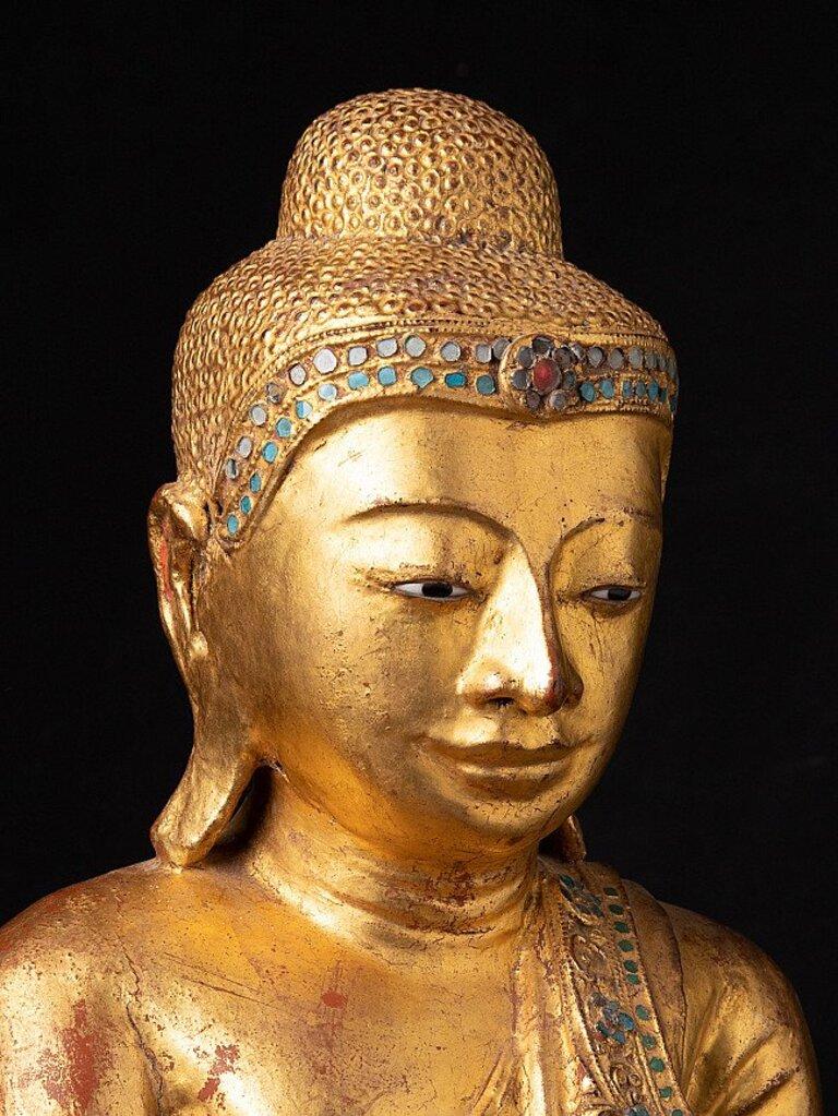 Antique wooden Mandalay Buddha from Burma For Sale 2