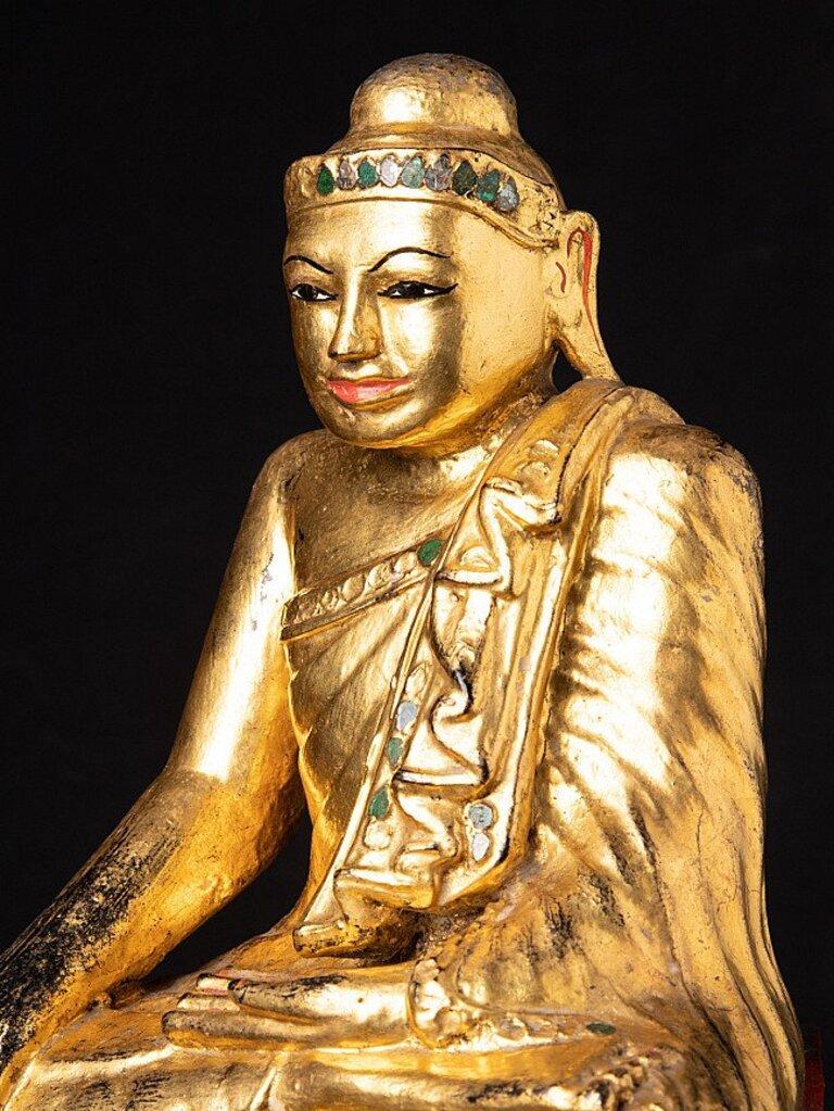 Antique Wooden Mandalay Buddha from Burma For Sale 4