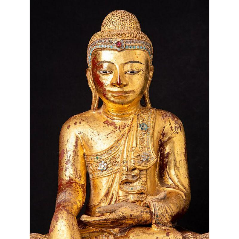Antiker Mandalay-Buddha aus Holz aus Burma im Angebot 4