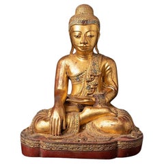 Antique wooden Mandalay Buddha from Burma