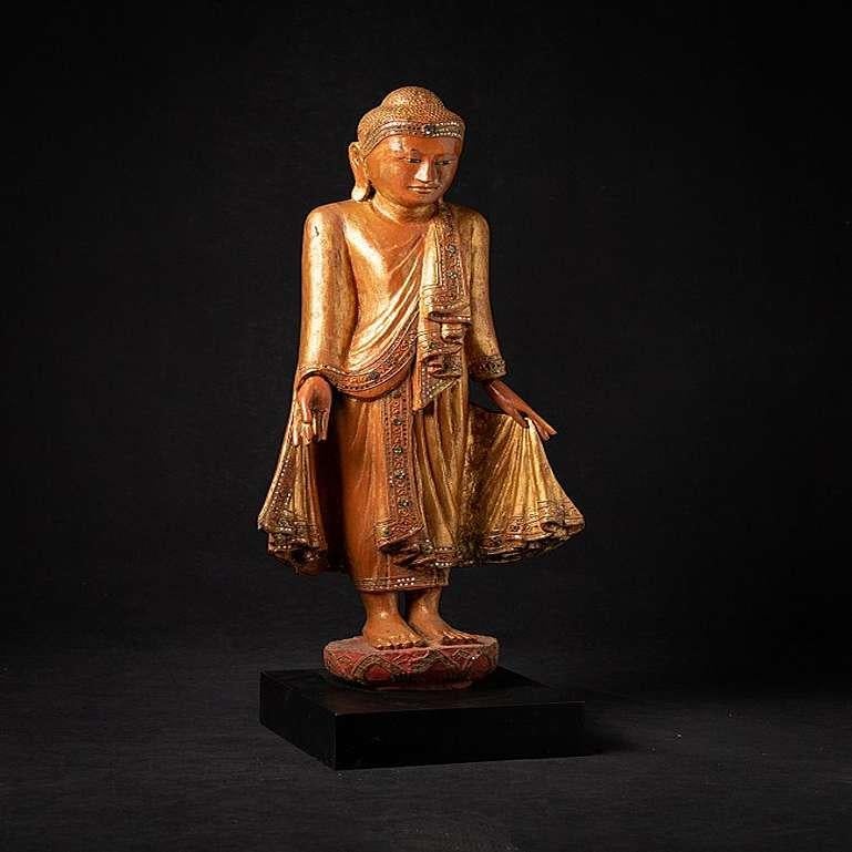 Antique wooden Mandalay Buddha statue from Burma For Sale 4