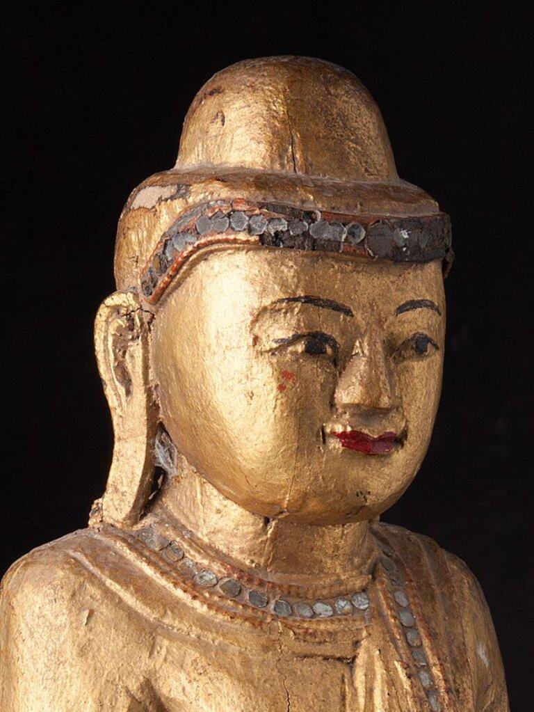 Statue de Bouddha Mandalay en bois ancien de Birmanie en vente 5
