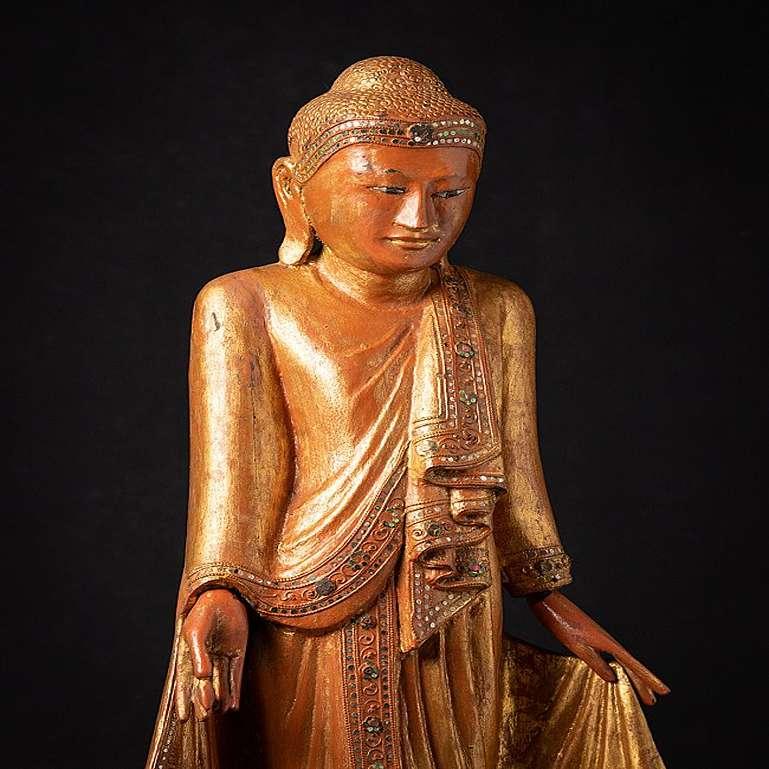 Antique wooden Mandalay Buddha statue from Burma For Sale 6