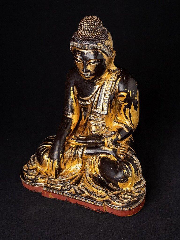 Antique wooden Mandalay Buddha statue from Burma For Sale 7