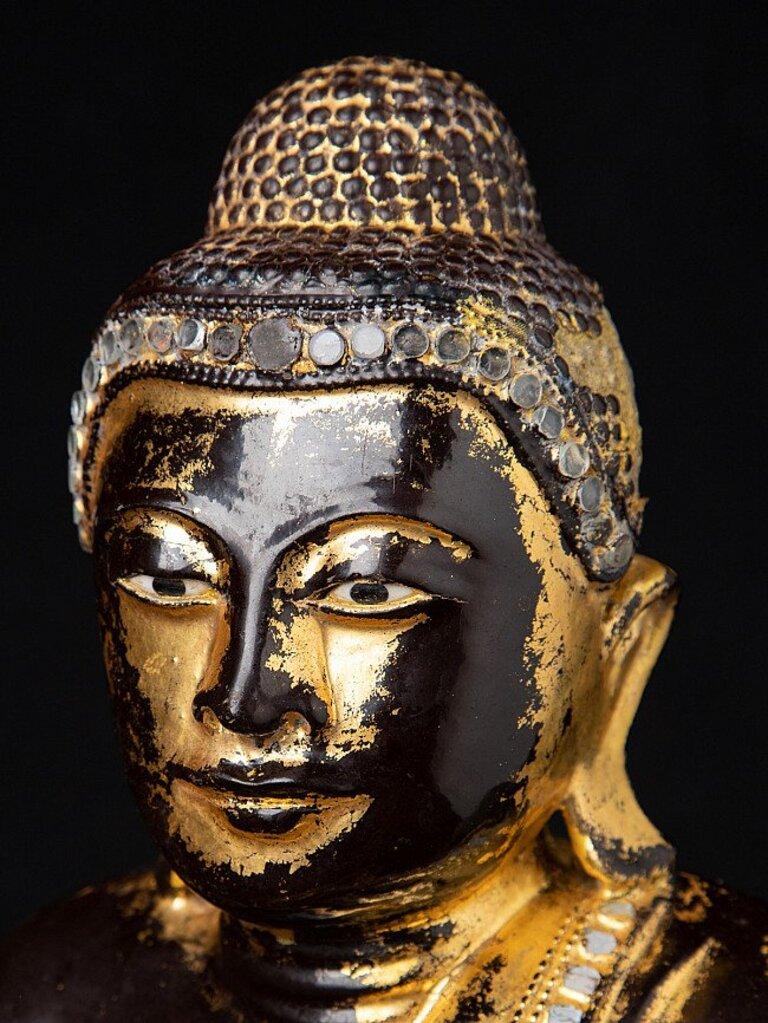 Ancienne statue de Bouddha Mandalay en bois de Birmanie en vente 10