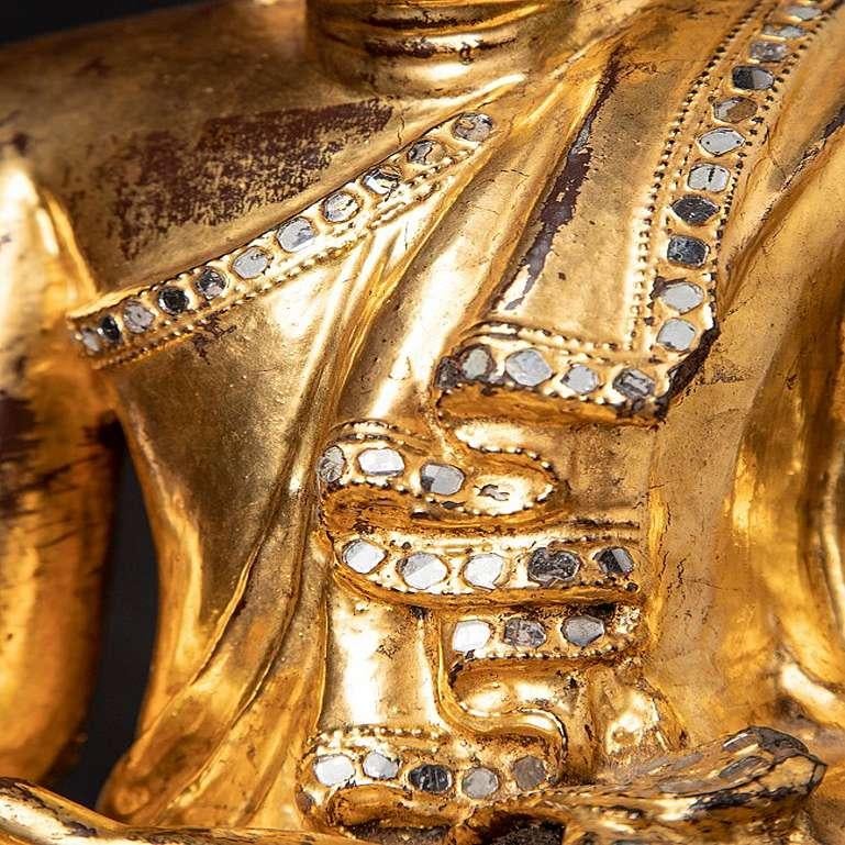 Estatua antigua de madera de Buda de Mandalay de Birmania en venta 10