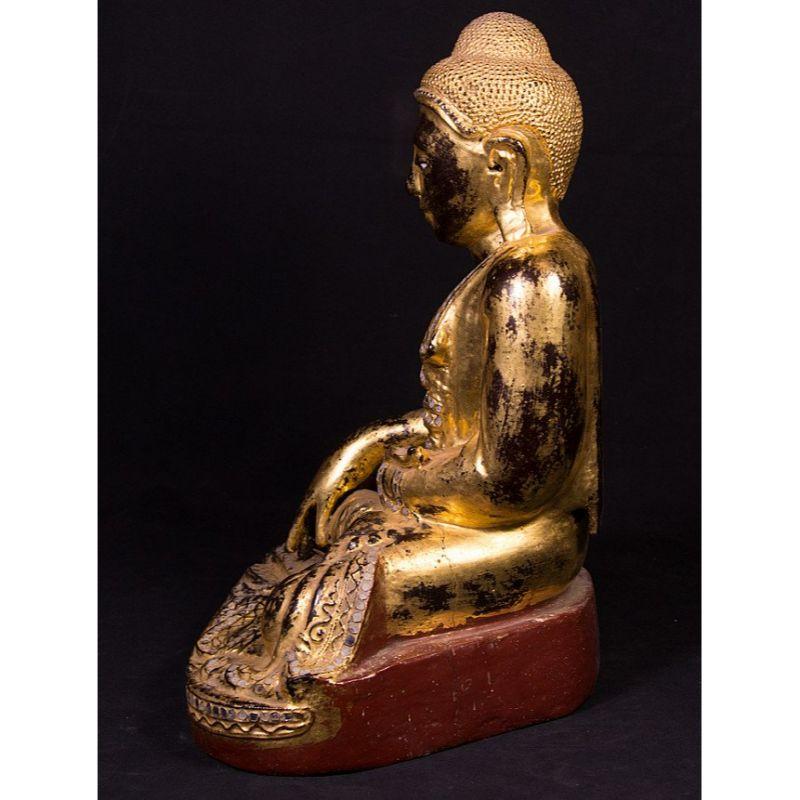 Ancienne statue de Bouddha Mandalay en bois de Birmanie Bon état - En vente à DEVENTER, NL