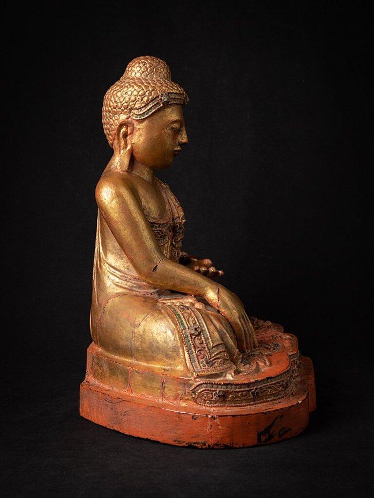 Antike Mandalay-Buddha-Statue aus Holz aus Birma (19. Jahrhundert) im Angebot