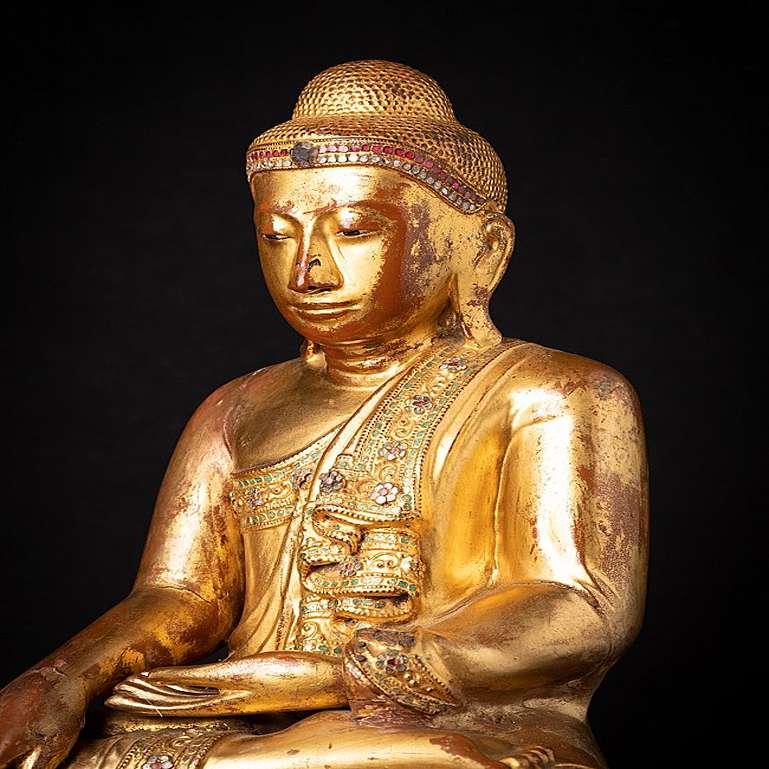 19th Century Antique wooden Mandalay Buddha statue from Burma For Sale