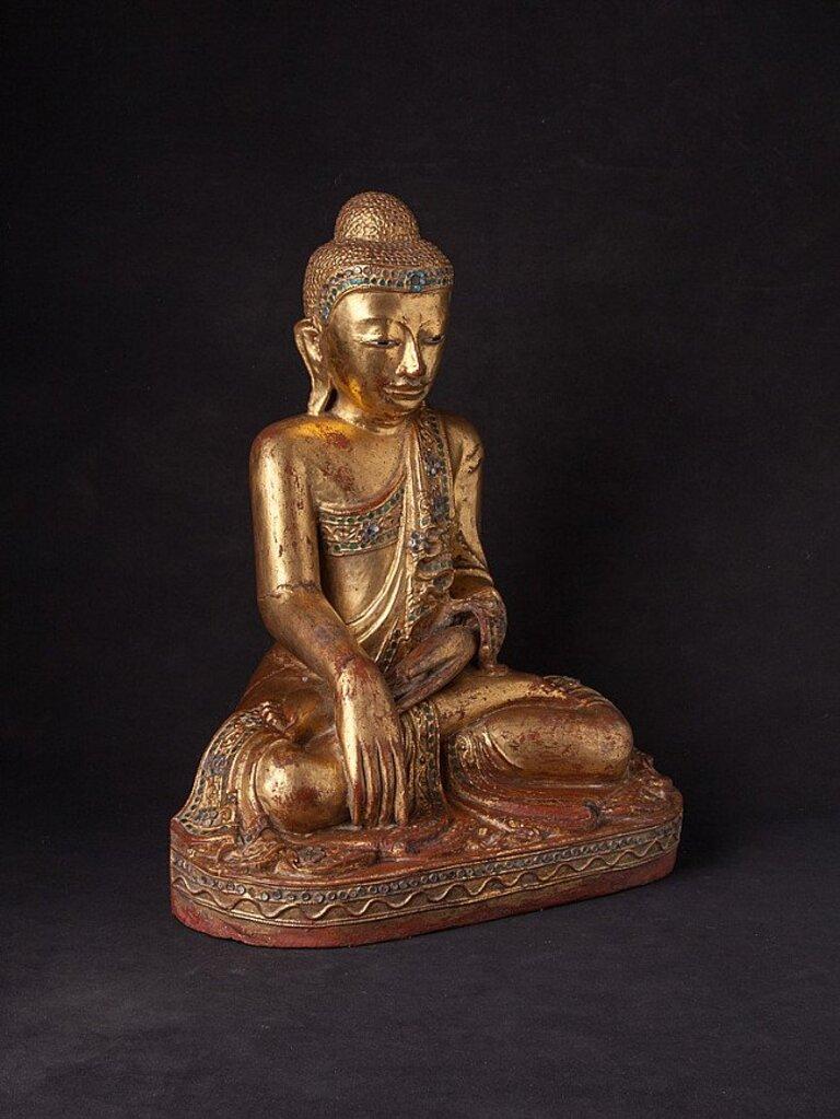 Antike Mandalay-Buddha-Statue aus Holz aus Birma im Angebot 1