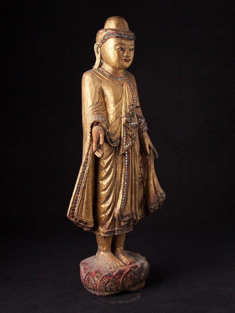 Statue de Bouddha Mandalay en bois ancien de Birmanie en vente 1