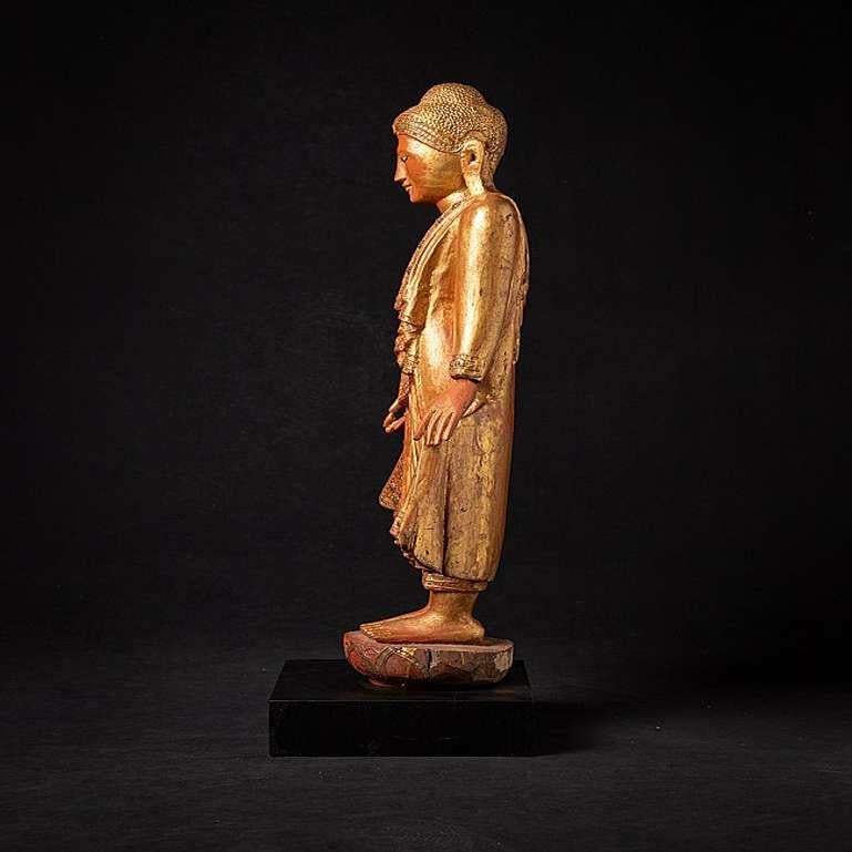 Antique wooden Mandalay Buddha statue from Burma For Sale 1