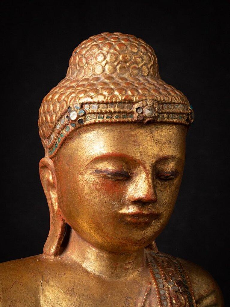 Antike Mandalay-Buddha-Statue aus Holz aus Birma im Angebot 3