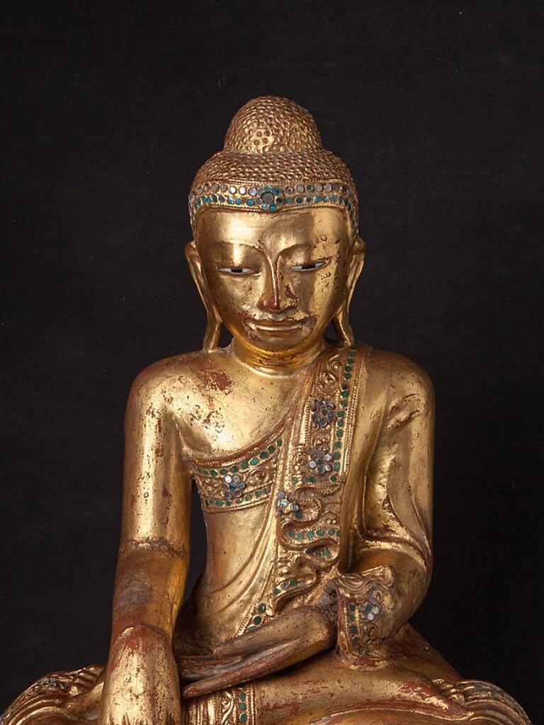 Antike Mandalay-Buddha-Statue aus Holz aus Birma im Angebot 3