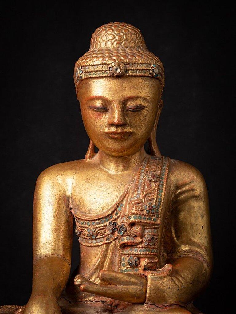 Antike Mandalay-Buddha-Statue aus Holz aus Birma im Angebot 4
