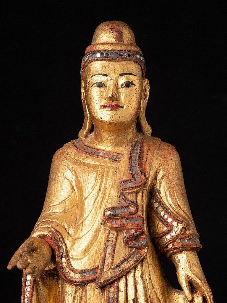Antique wooden Mandalay Buddha statue from Burma For Sale 3